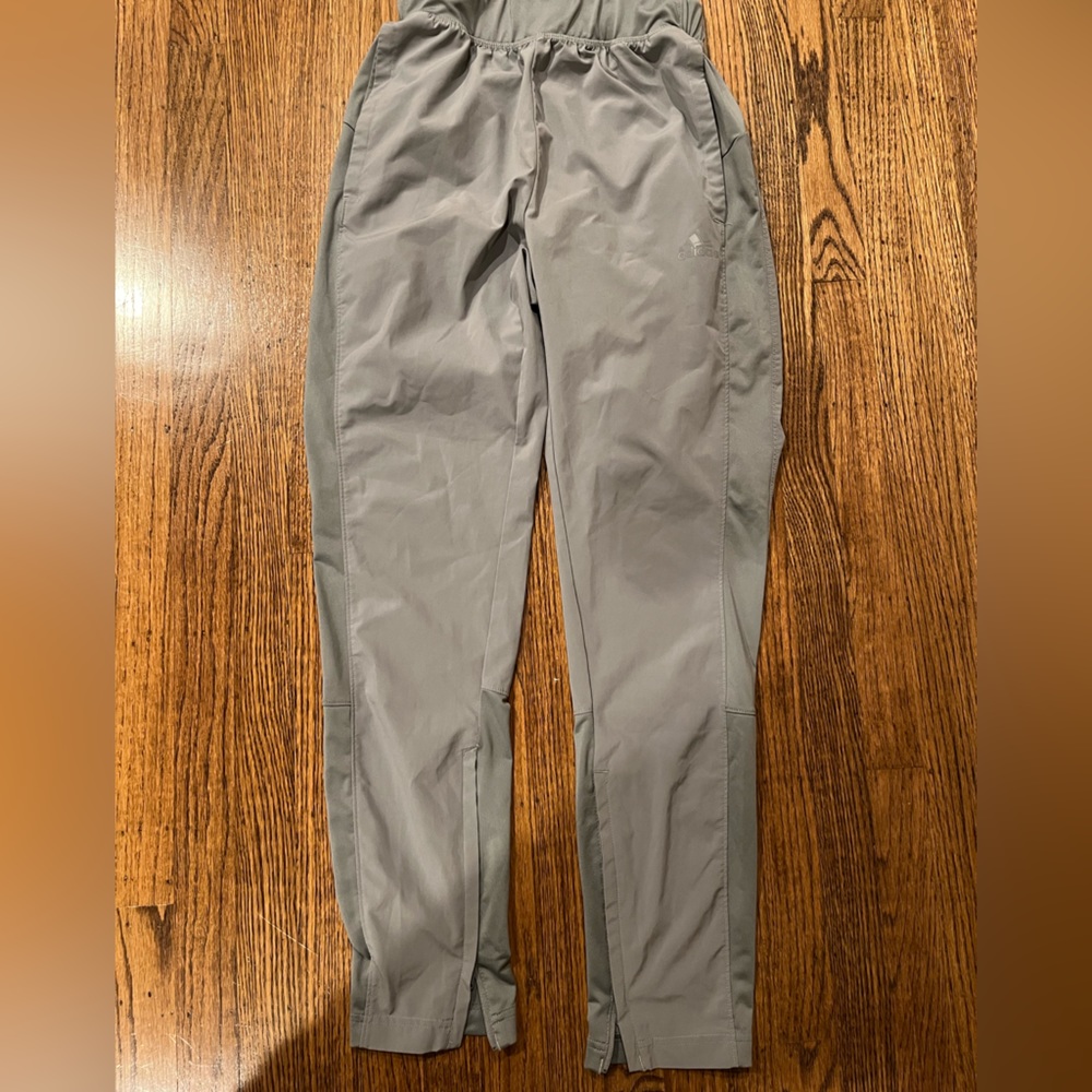 Adidas track pant gray size small mens